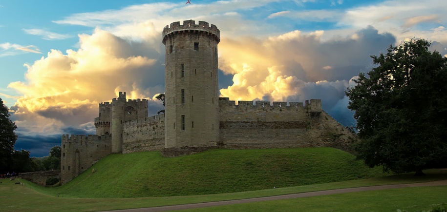 Warwick Castle & English Market Towns